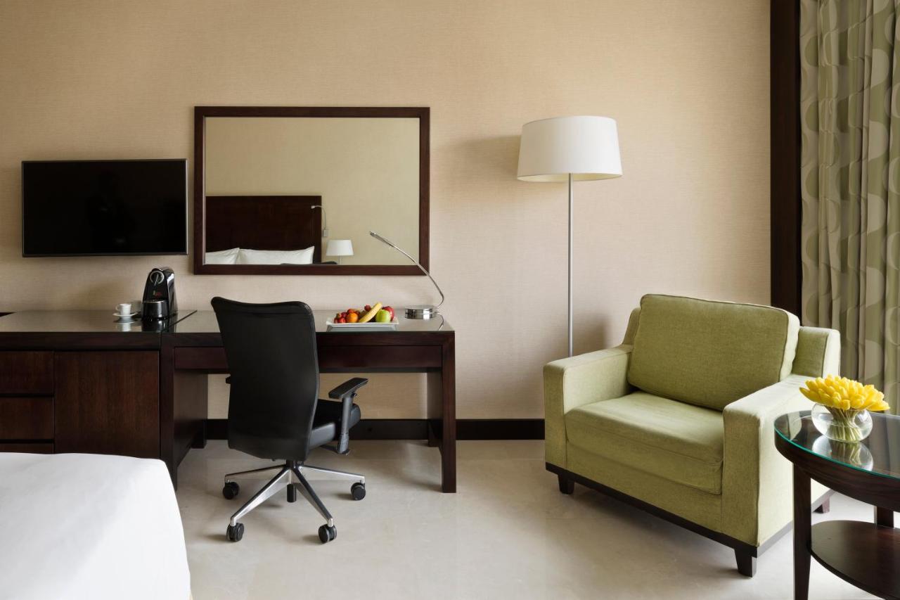 Crowne Plaza By Ihg 5*