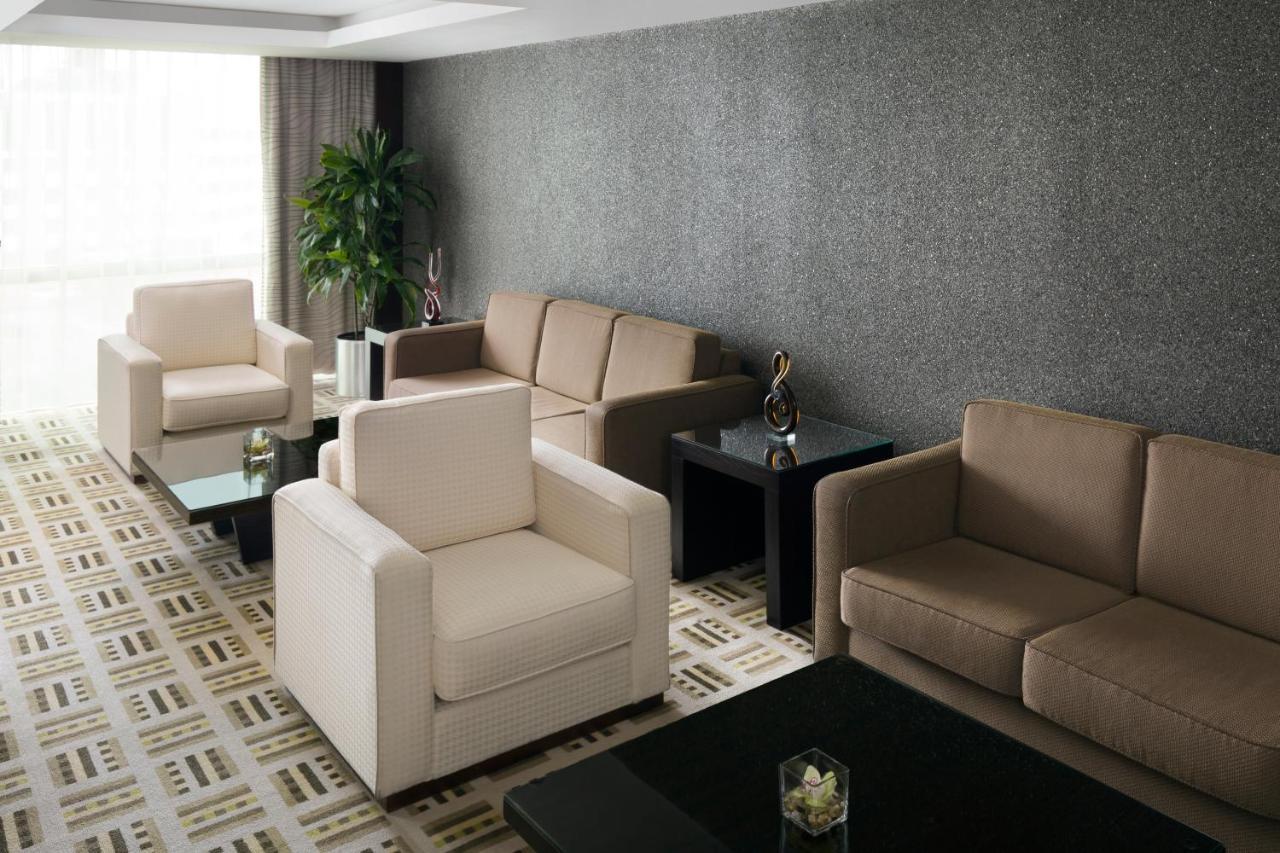 Crowne Plaza By Ihg