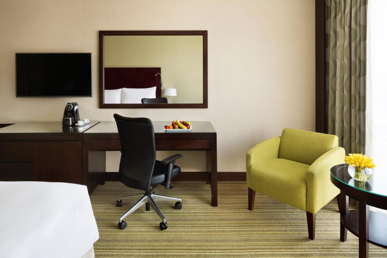 Crowne Plaza By Ihg 5*