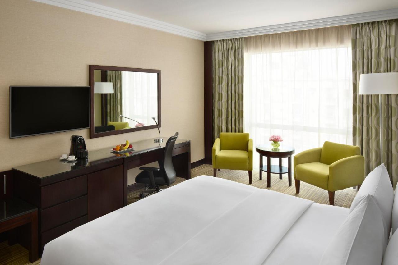 Crowne Plaza By Ihg 5*