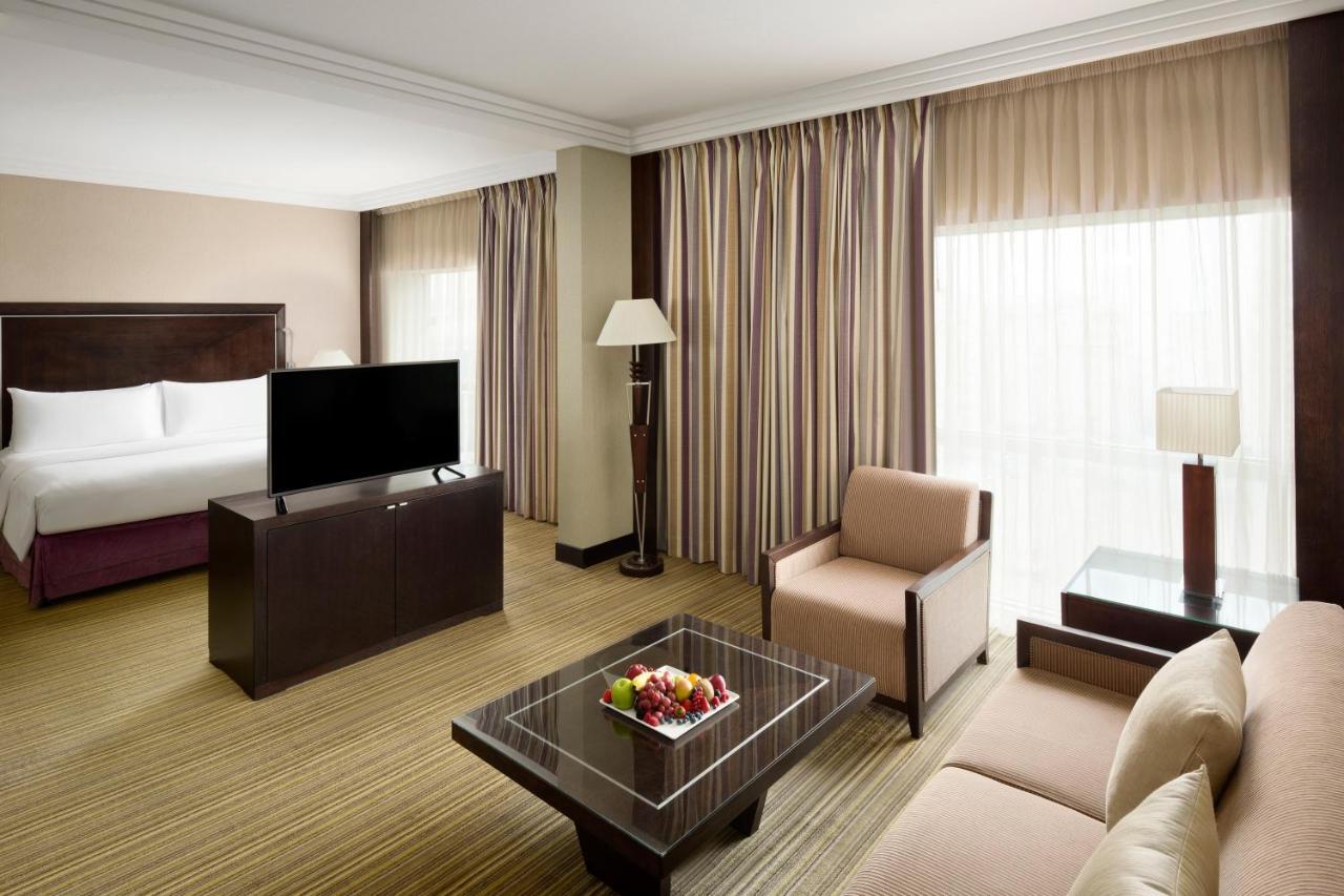 Crowne Plaza By Ihg Hotel