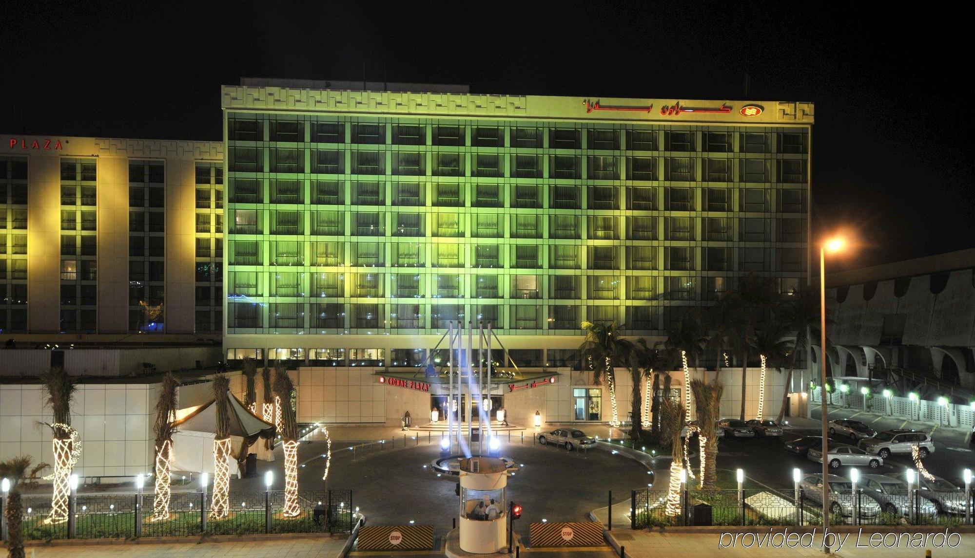 Crowne Plaza By Ihg Hotel